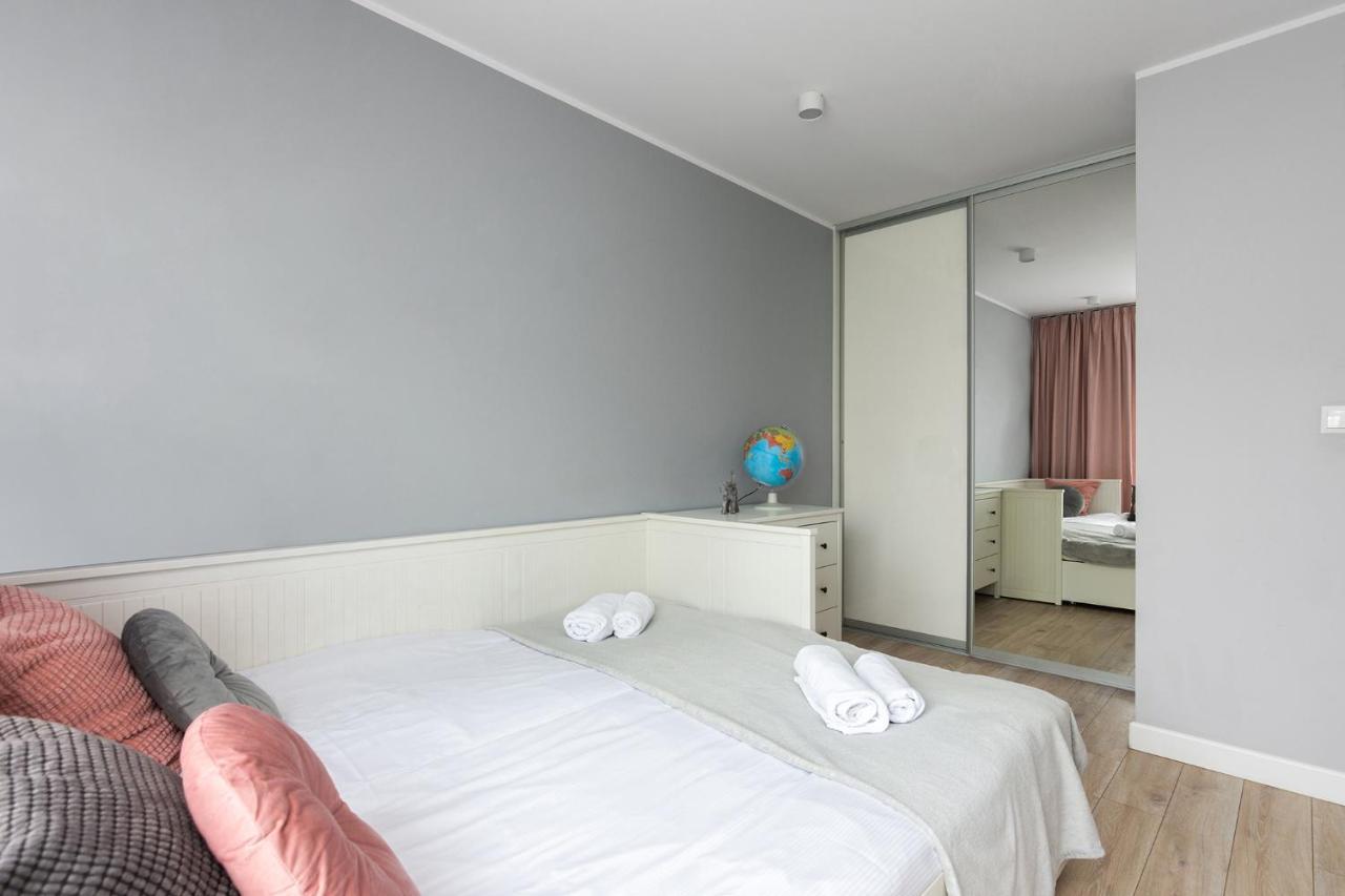 Zlota Jesien Apartment By Nearto Pl Krakow Ngoại thất bức ảnh